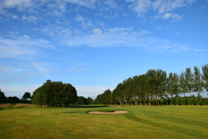 Hole 4, Gate